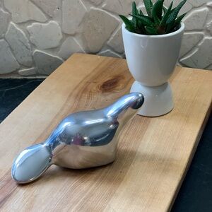 HOSELTON | Vintage Aluminum Beaver Sculpture | #956